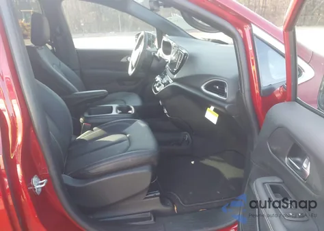 2026 Chrysler Pacifica Select from USA, damaged, VIN 2C4RC1BG0TR191797